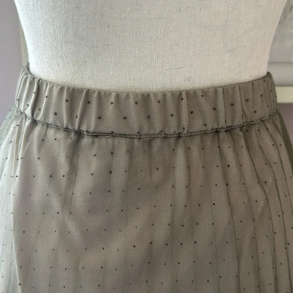 🐦⬛ H&M Tulle Swiss French Dot A-line midi Skirt size 12 - Picture 6 of 11
